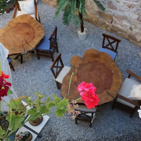 Gizemli Konak Ayvalik Ngoại thất bức ảnh