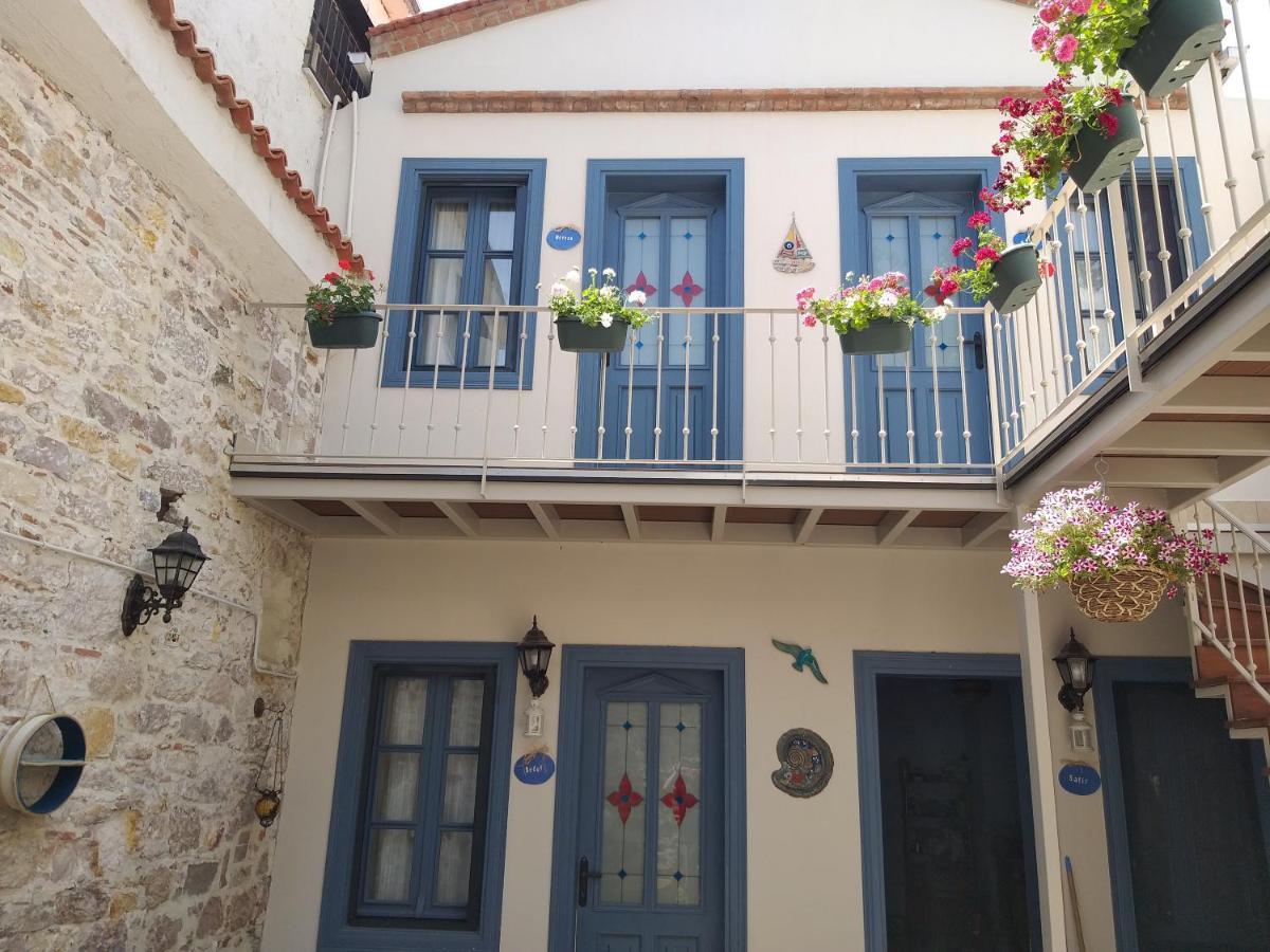 Gizemli Konak Ayvalik Ngoại thất bức ảnh