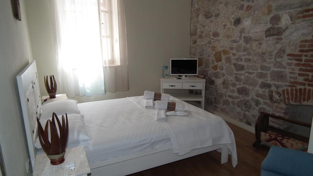 Gizemli Konak Ayvalik Phòng bức ảnh