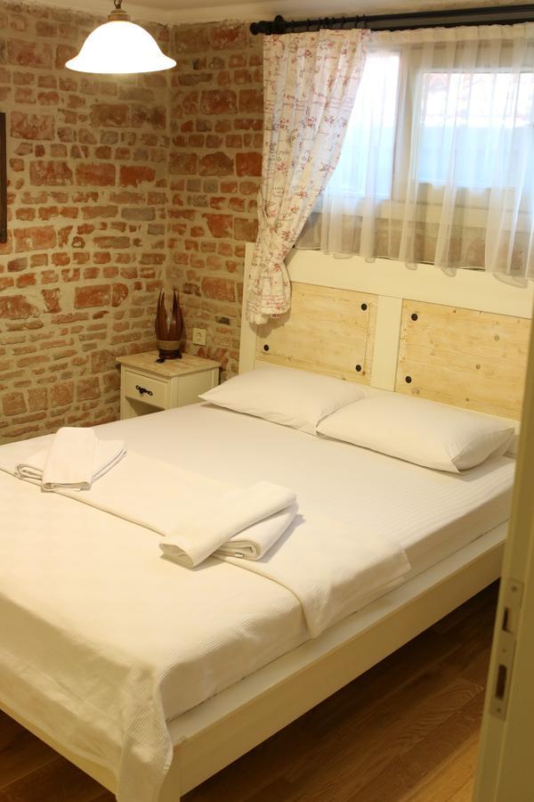 Gizemli Konak Ayvalik Ngoại thất bức ảnh