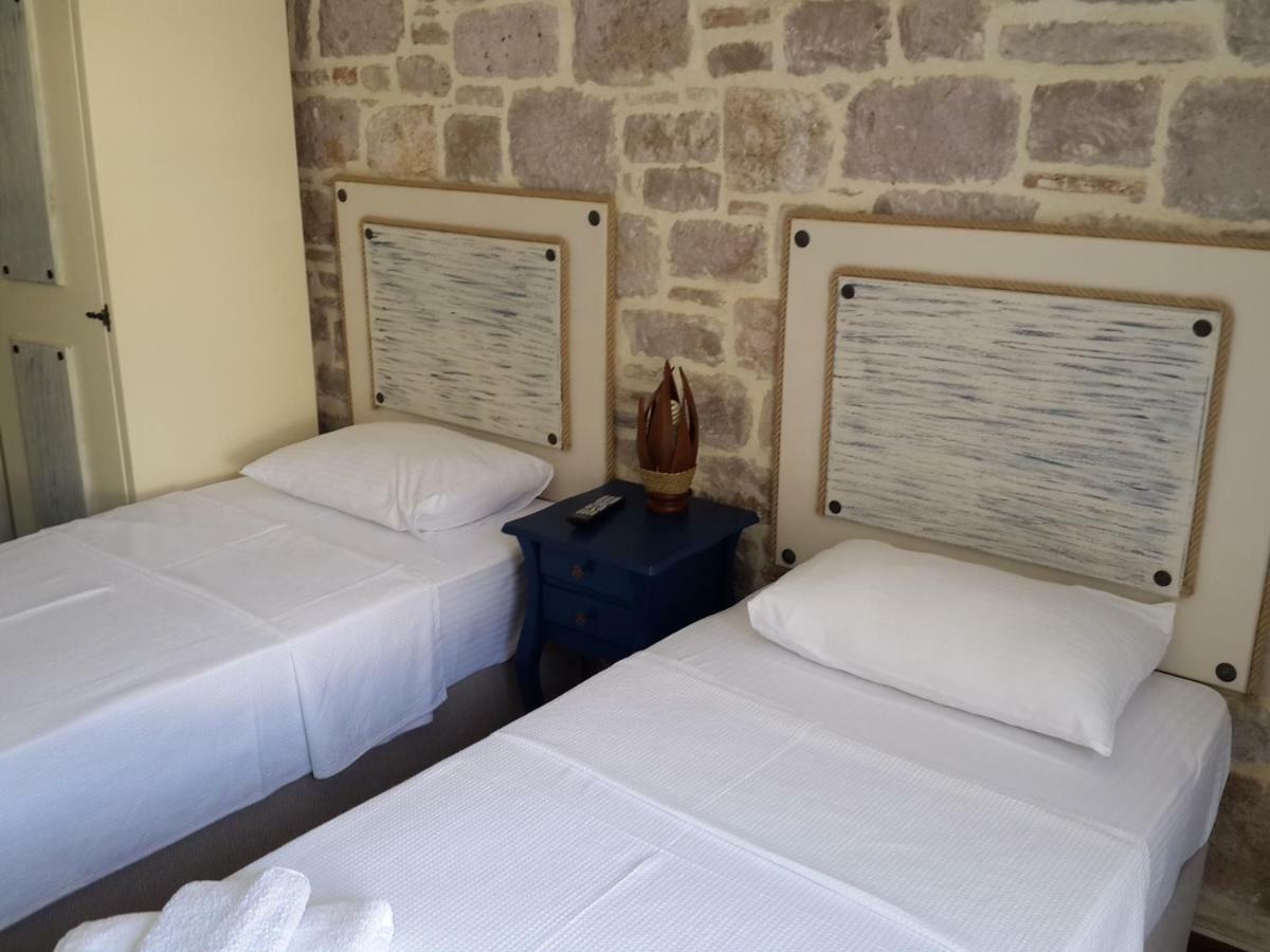 Gizemli Konak Ayvalik Ngoại thất bức ảnh