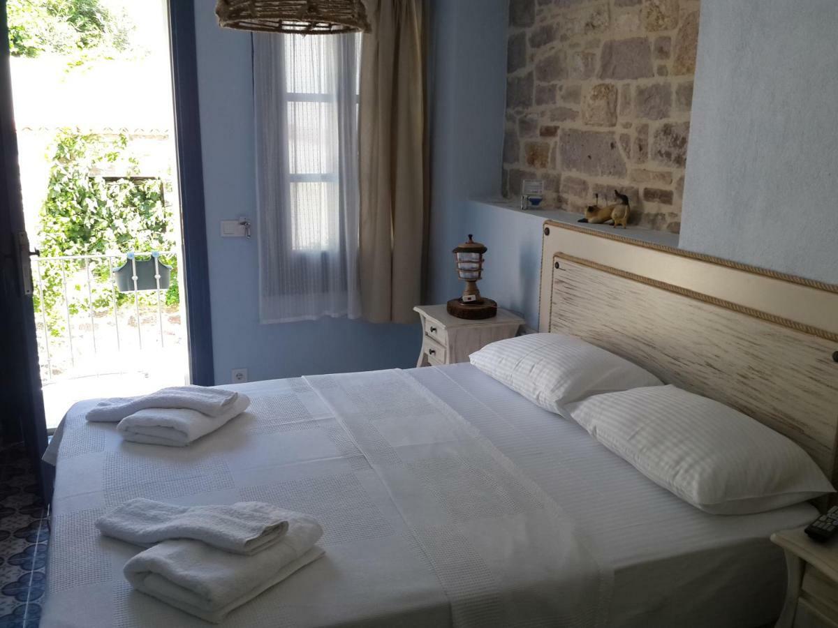 Gizemli Konak Ayvalik Ngoại thất bức ảnh