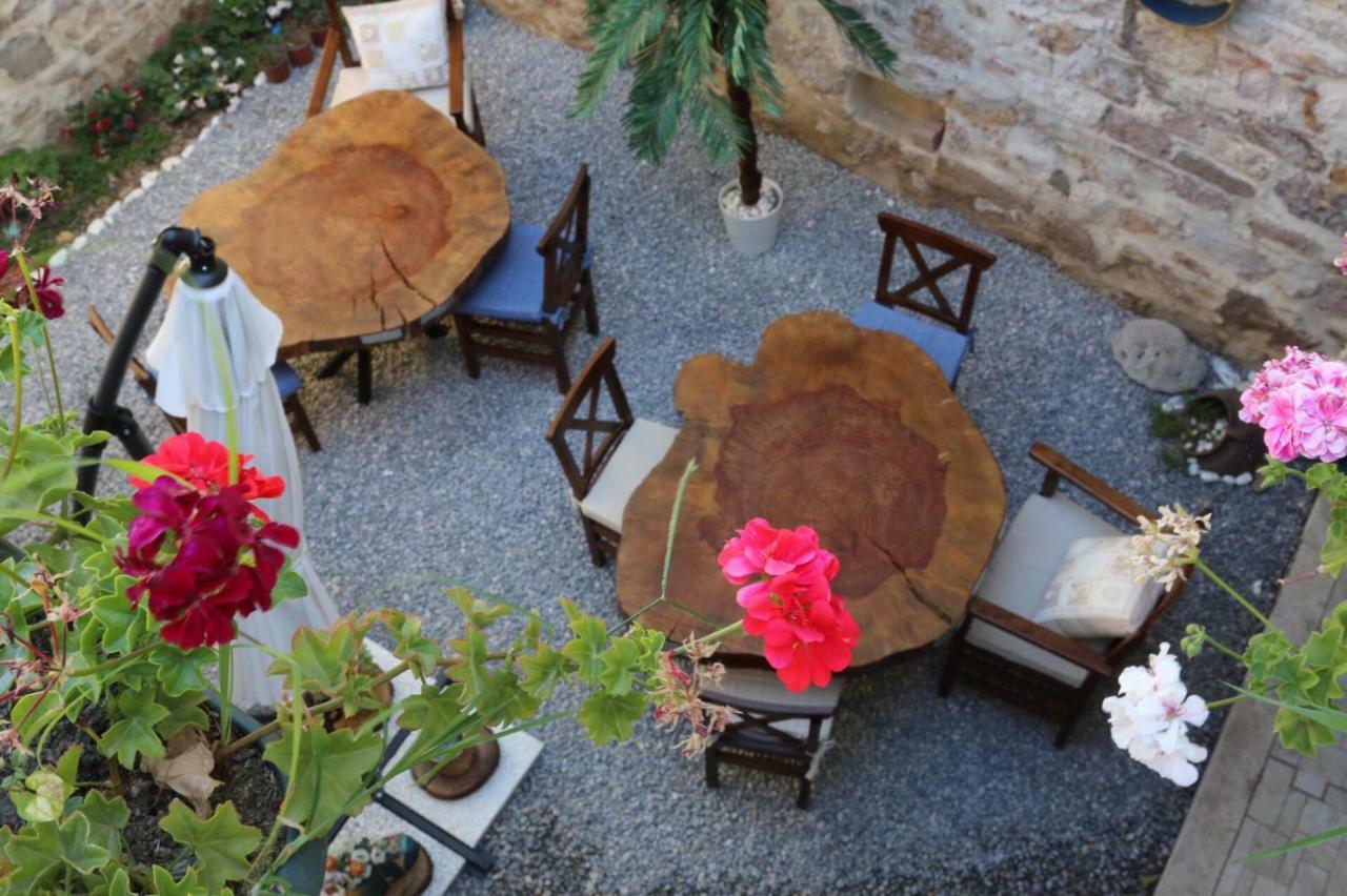 Gizemli Konak Ayvalik Ngoại thất bức ảnh